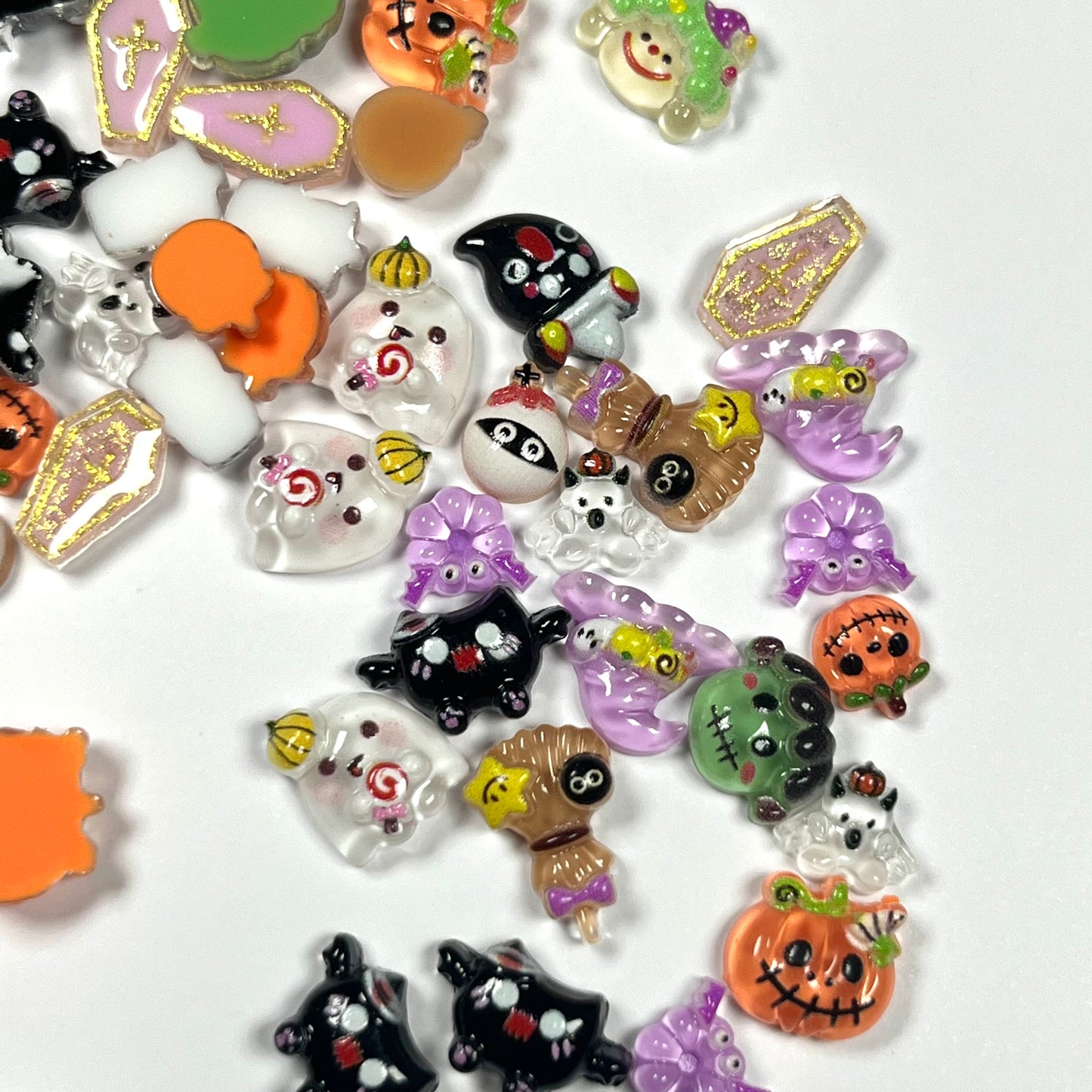 Mix Halloween 🎃 (20 pcs)