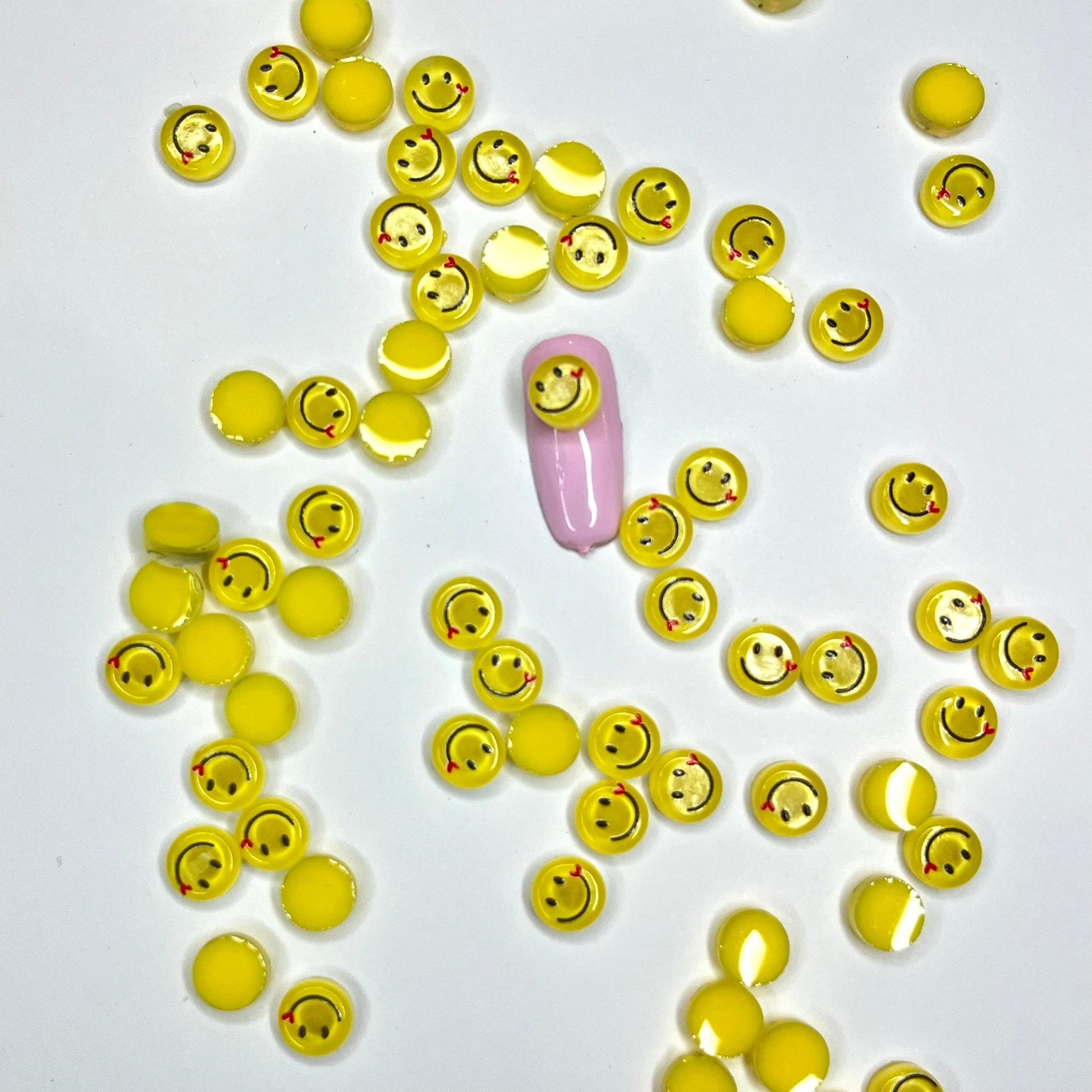 Mini Smiley 🙂 - Bling charm bar